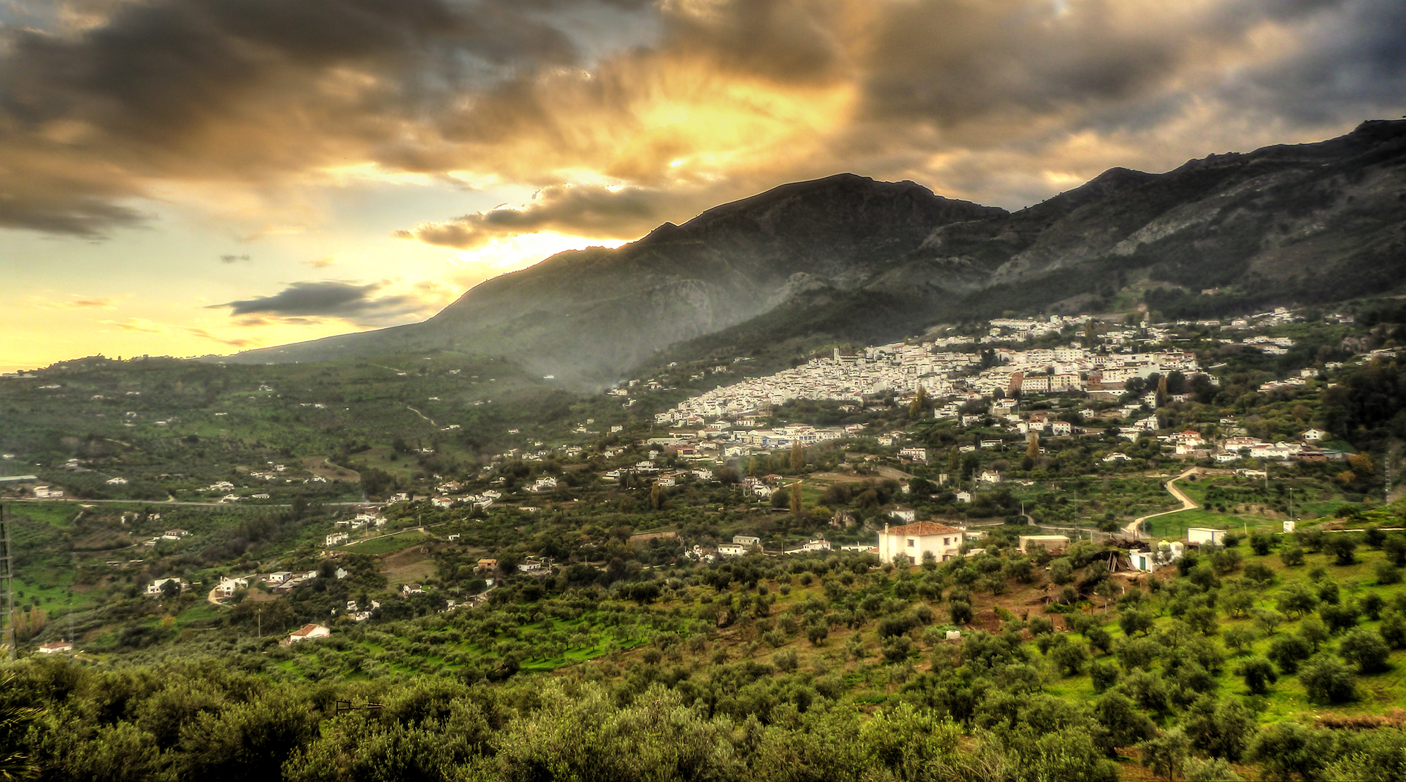 HDR photo editing and stitching
